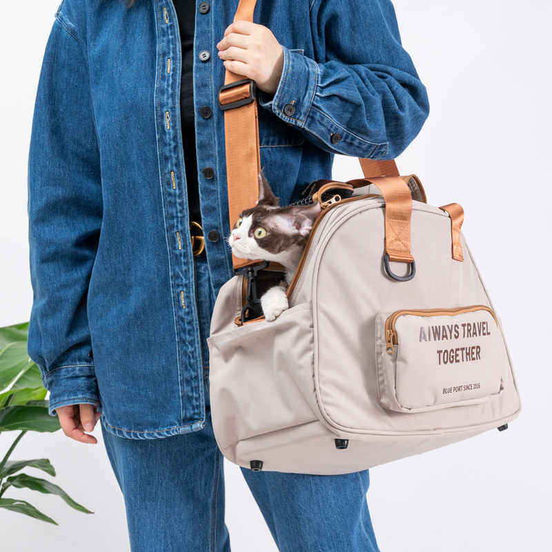 23 Autumn and Winter Season Soft-Sided Small Dog or Cat Carrier, Airline Approved Pet Carrier with Storage Pockets