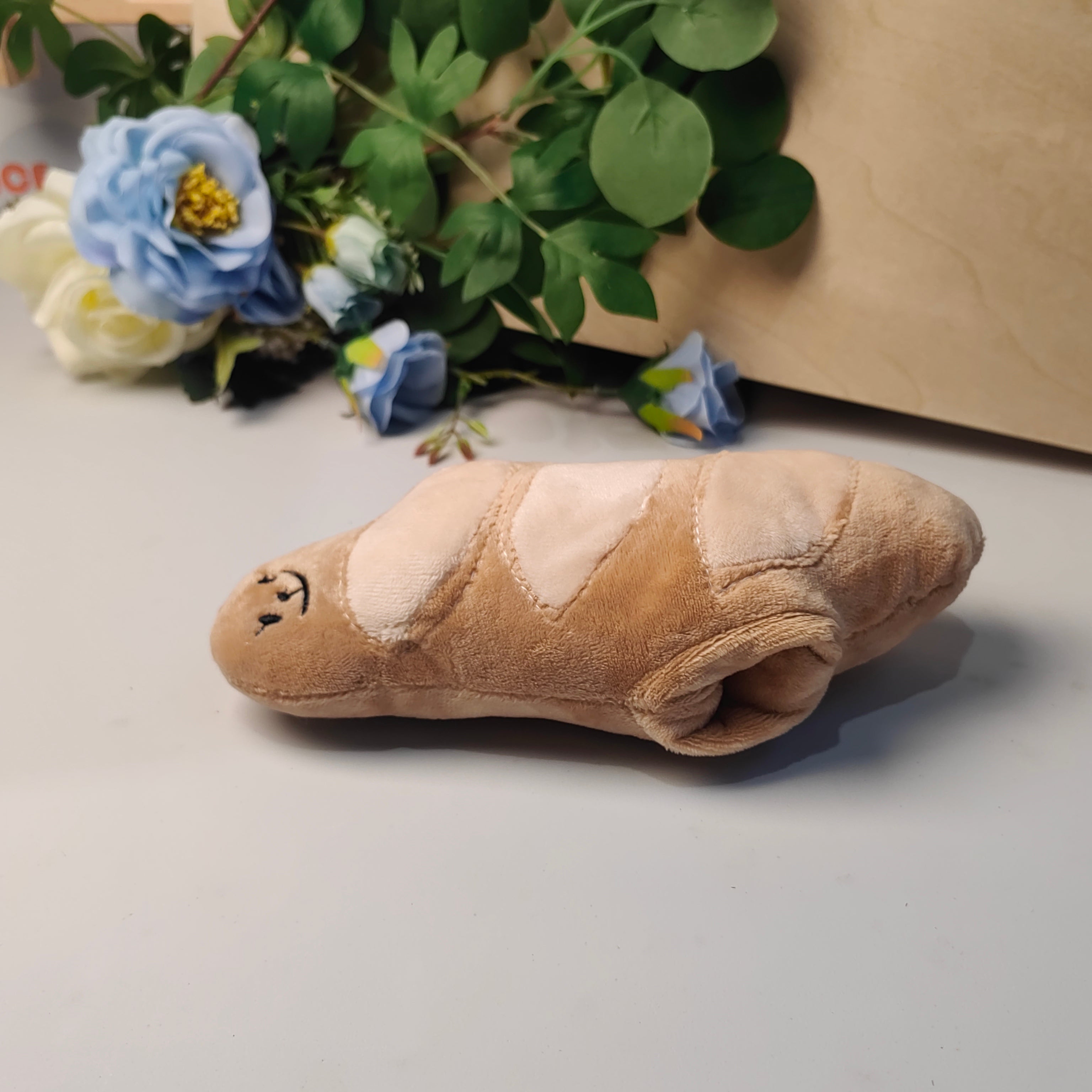 Plush Dog Chew Toys with Squeakers Inside and with Innovative Design of Bread or Sausage Shape